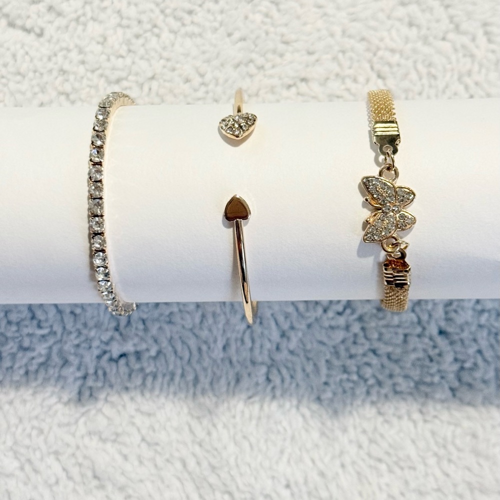 Set of 3 Gold Bracelets Women's Butterfly Crystal Style Tennis Heart Adjustable - Picture 5 of 9